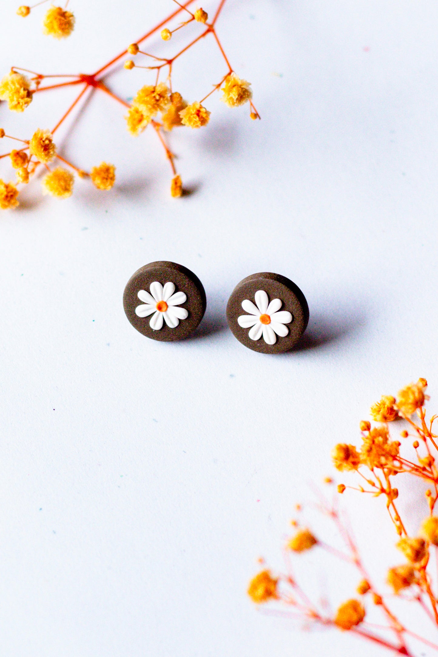 Mini Daisy Stud - Multiple Colours