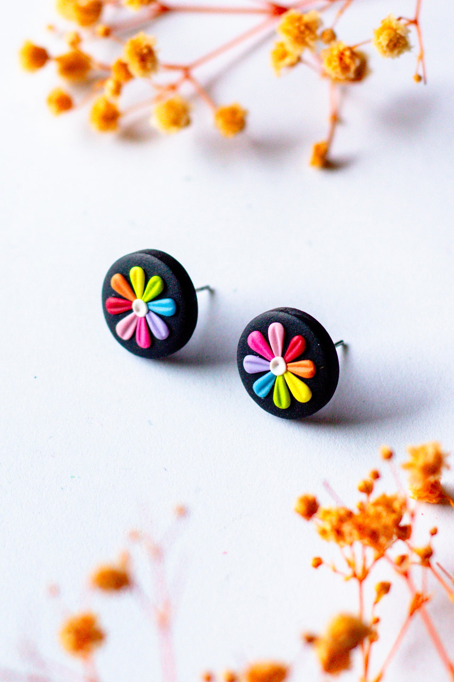 Mini Daisy Stud - Rainbow