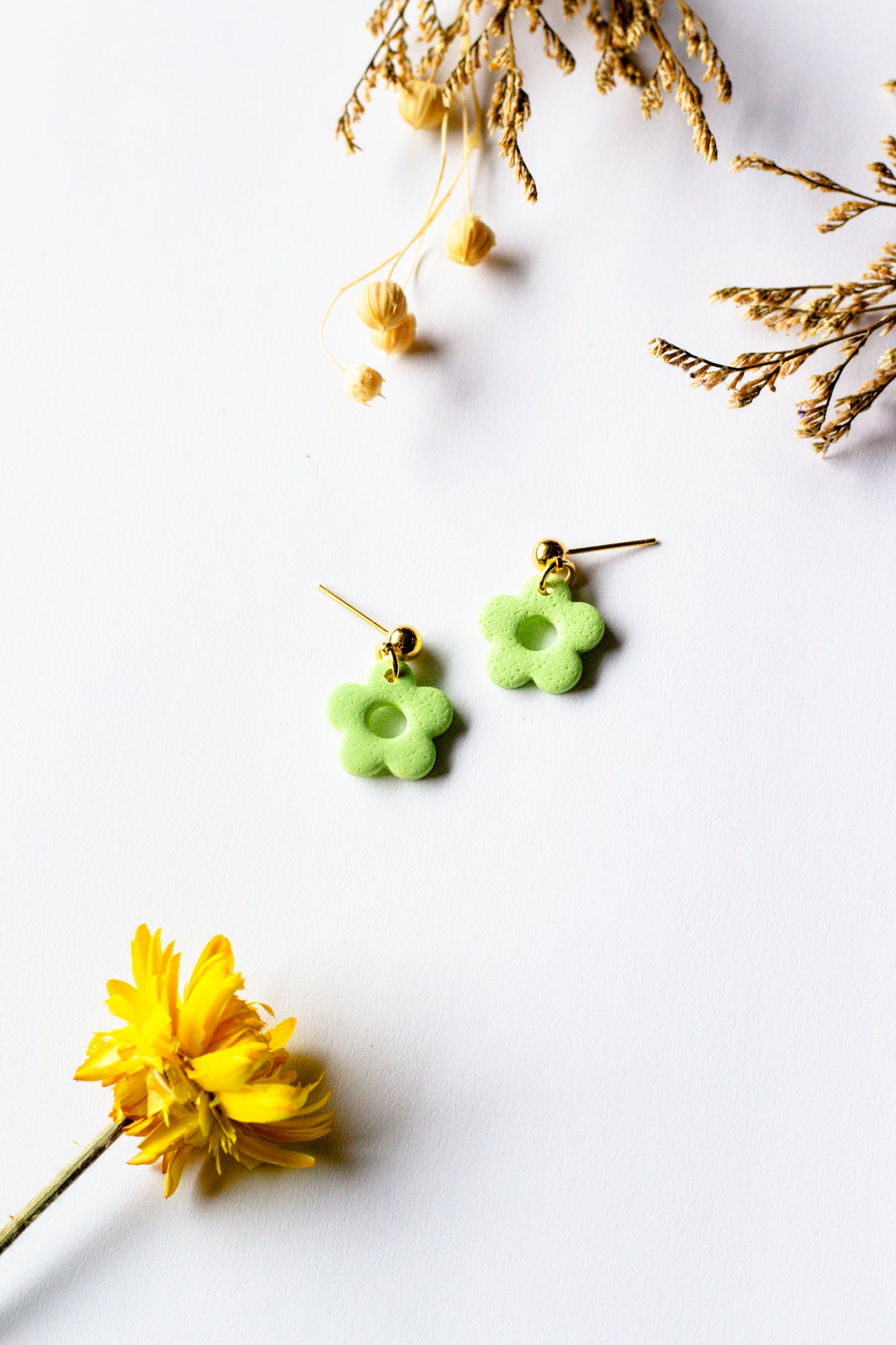 Mini Flower Dangle - Multiple Colours