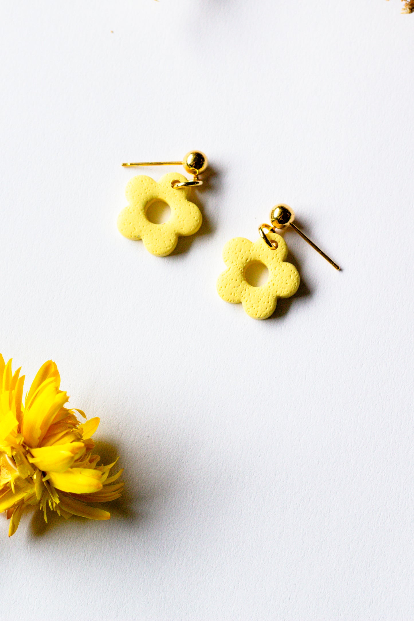 Mini Flower Dangle - Multiple Colours